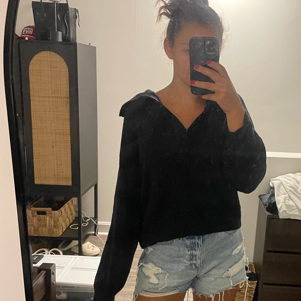 Abercrombie small sweater